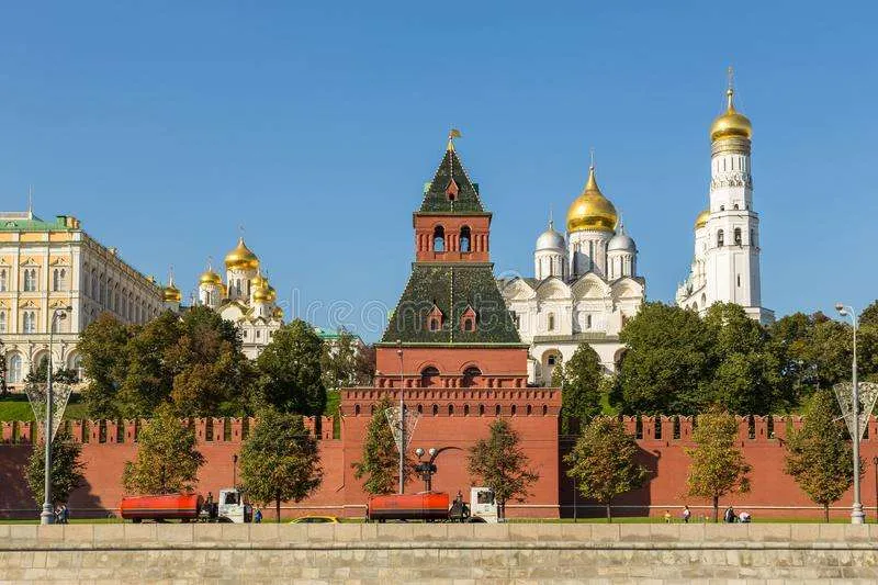 In the Shadows of the Kremlin Moscow's Historic Secrets Revealed